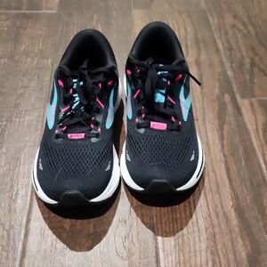 Brooks Black and Blue Athletic Shoes